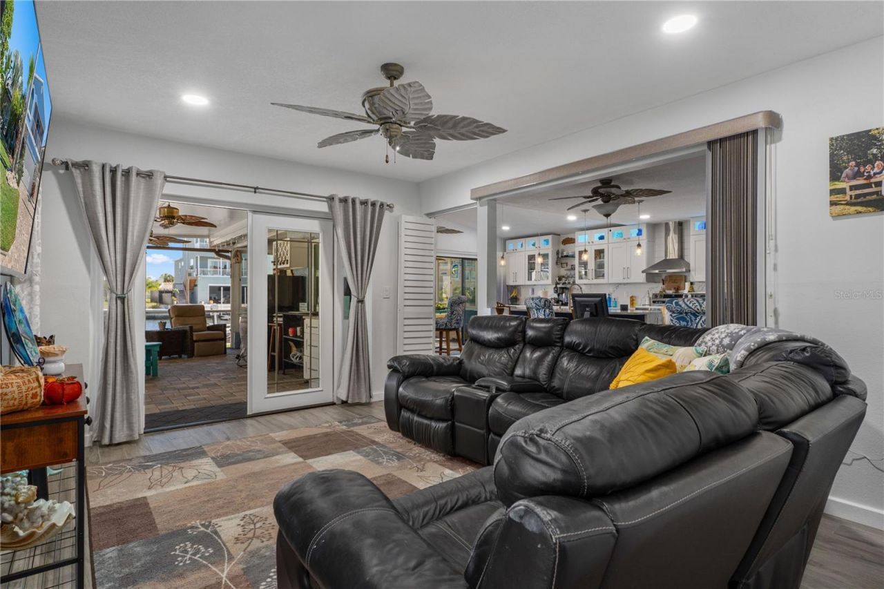 4128 Camelia Drive, Hernando Beach, FL 34607 Photo