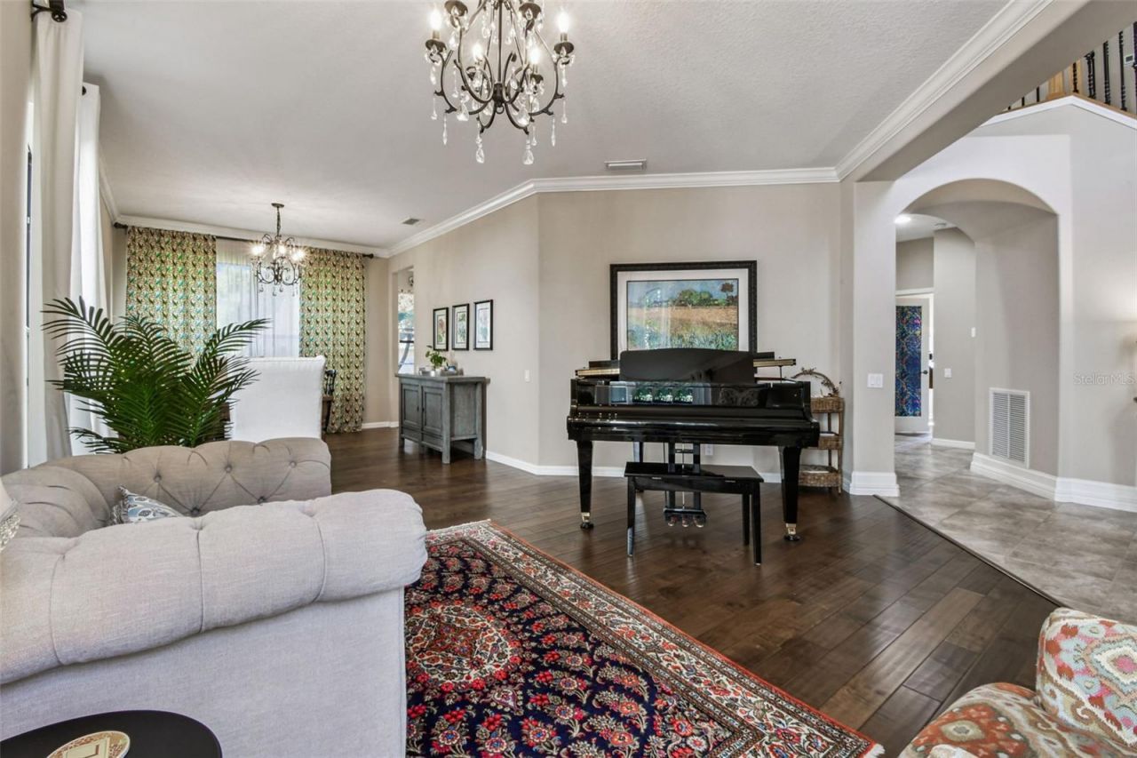 15613 N Himes Avenue, Tampa, FL 33618 Photo