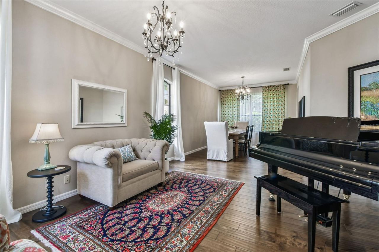 15613 N Himes Avenue, Tampa, FL 33618 Photo