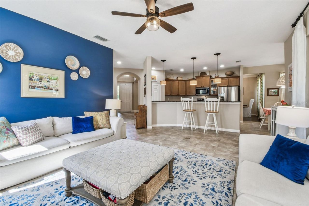 15613 N Himes Avenue, Tampa, FL 33618 Photo