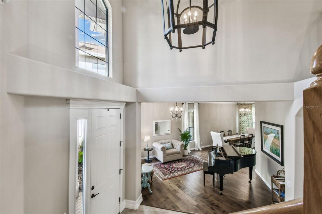 15613 N Himes Avenue, Tampa, FL 33618 Photo