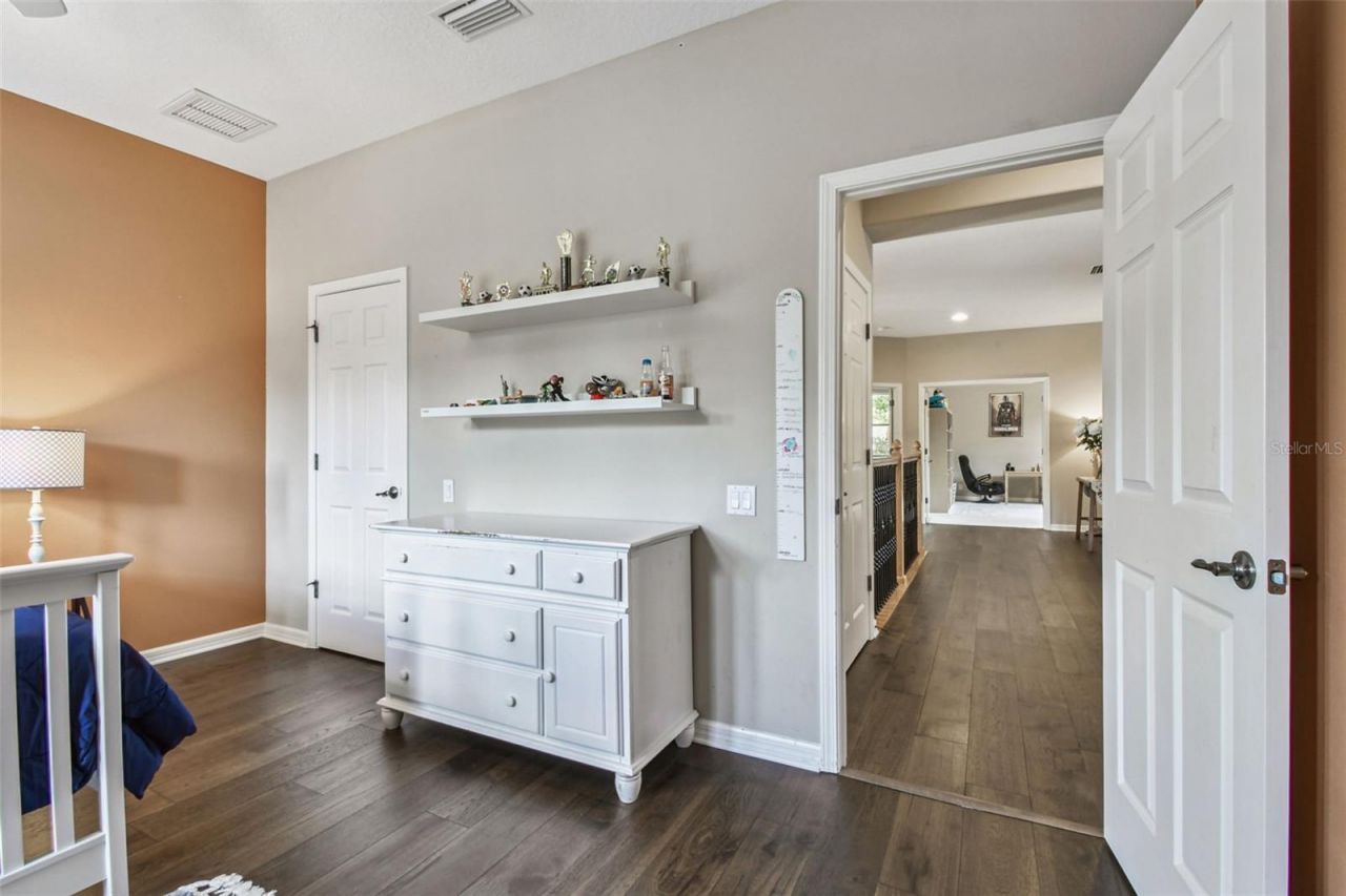 15613 N Himes Avenue, Tampa, FL 33618 Photo