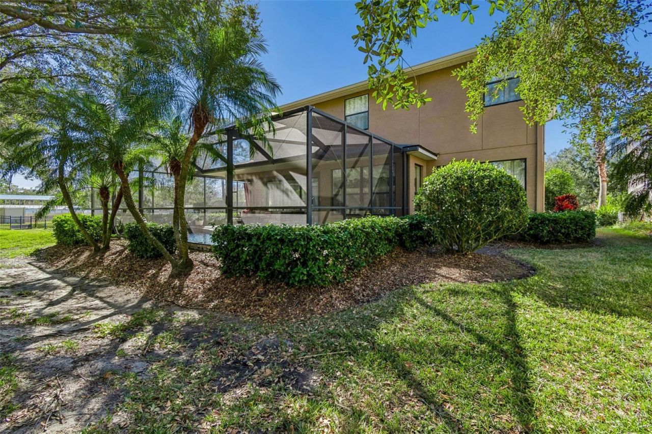 15613 N Himes Avenue, Tampa, FL 33618 Photo