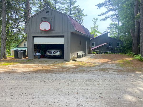 41 Haskell Avenue, Raymond, ME 04071