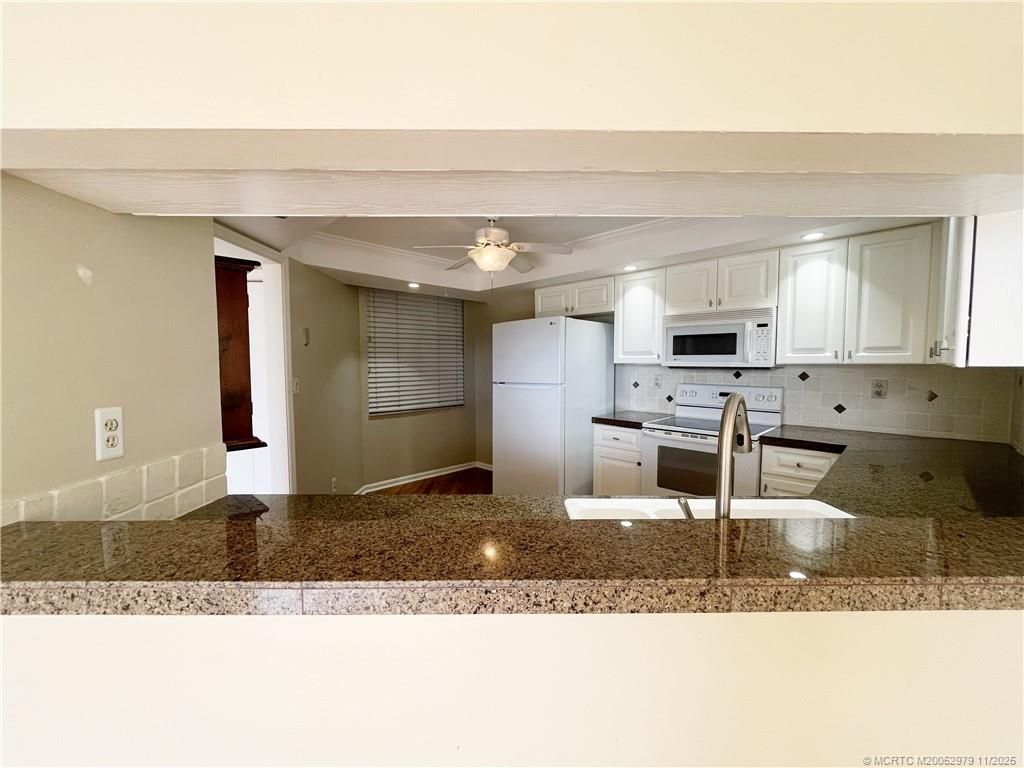 9500 S Ocean Drive, Unit 1410, Jensen Beach, FL 34957 Photo