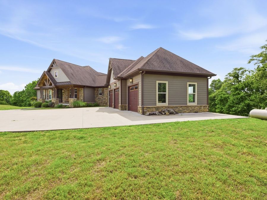 Property Image 62
