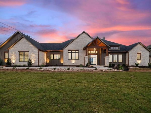 300 Ryker Lane, Gunter, TX 75058