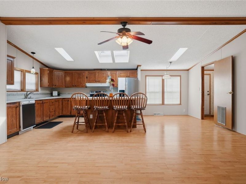 142 Oaktree Lane, Hiram, OH 44234 Photo 14