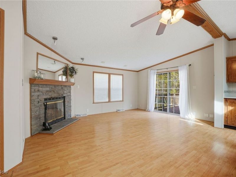 142 Oaktree Lane, Hiram, OH 44234 Photo 15