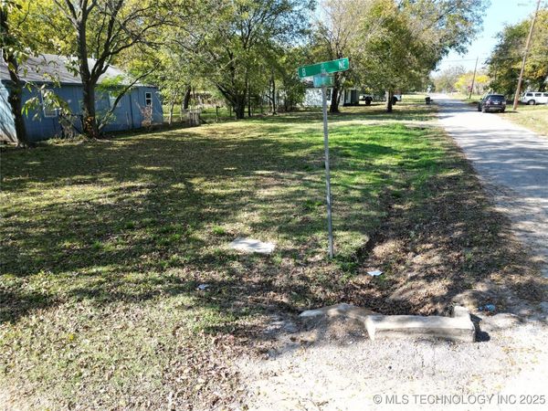 723 B Street NE, Ardmore, OK 73401