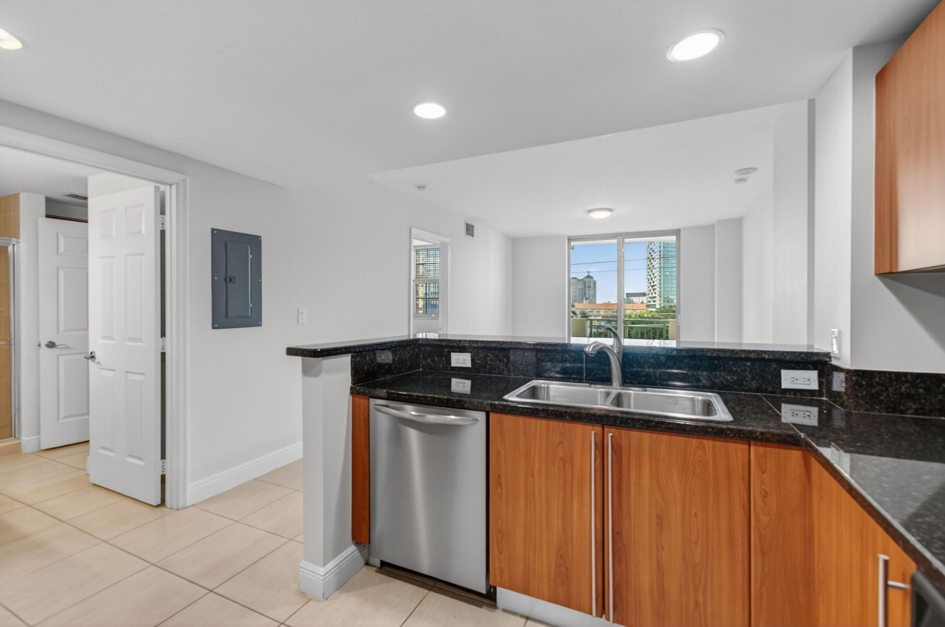 610 Clematis Street, Unit 532, West Palm Beach, FL 33401 Photo