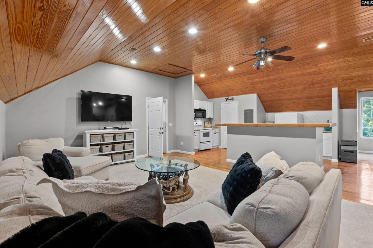 121 Midway Farms Drive Photo 31