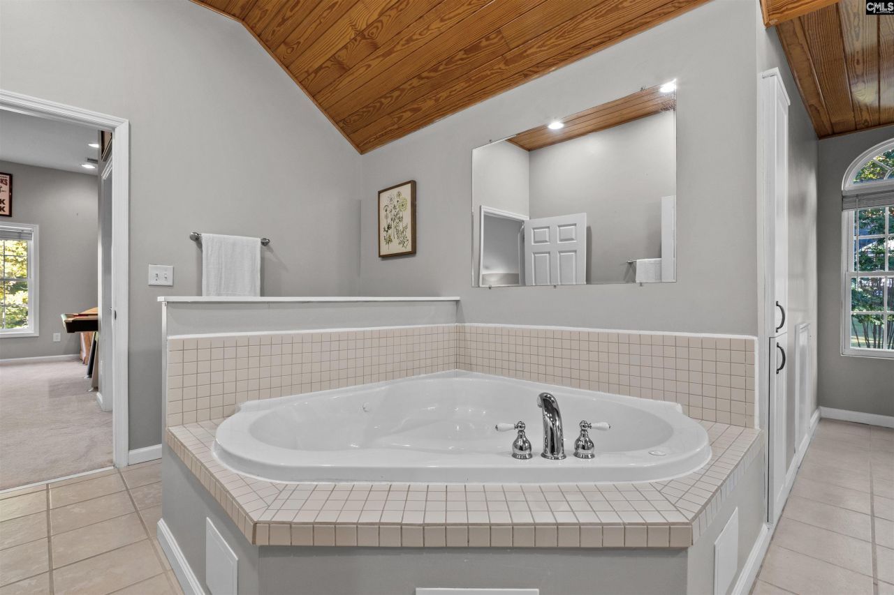 121 Midway Farms Drive Photo 41