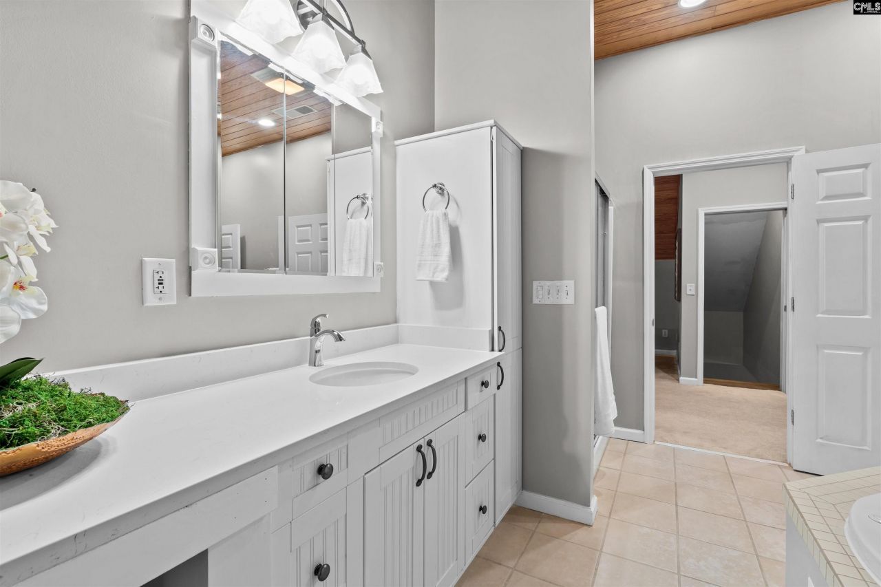 121 Midway Farms Drive Photo 42