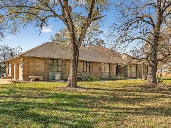 1819 Pleasant Hill Road, Seymour, MO 65746