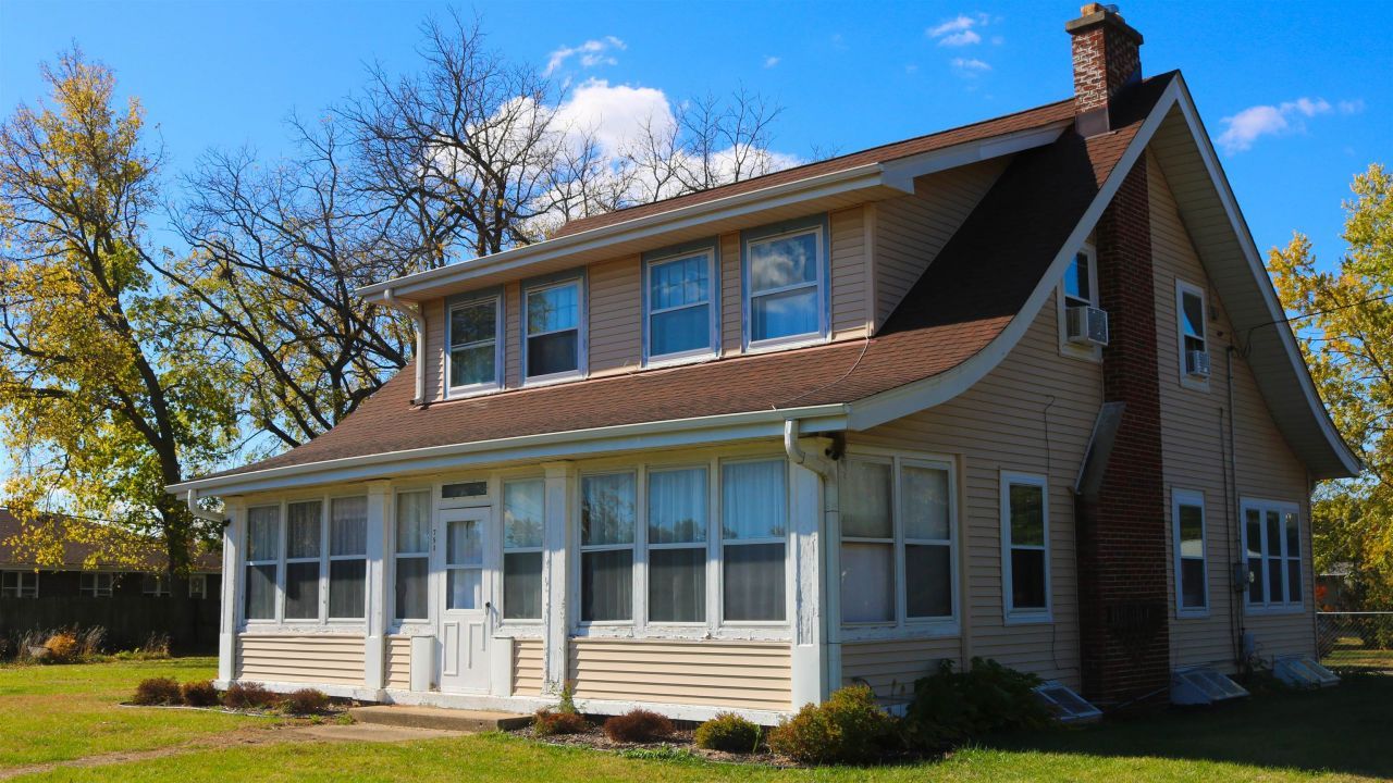 7518 N 2nd Street, Machesney Park, IL 61115 Main Photo