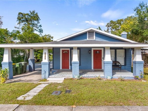 1704 W MAIN STREET, LEESBURG, FL 34748