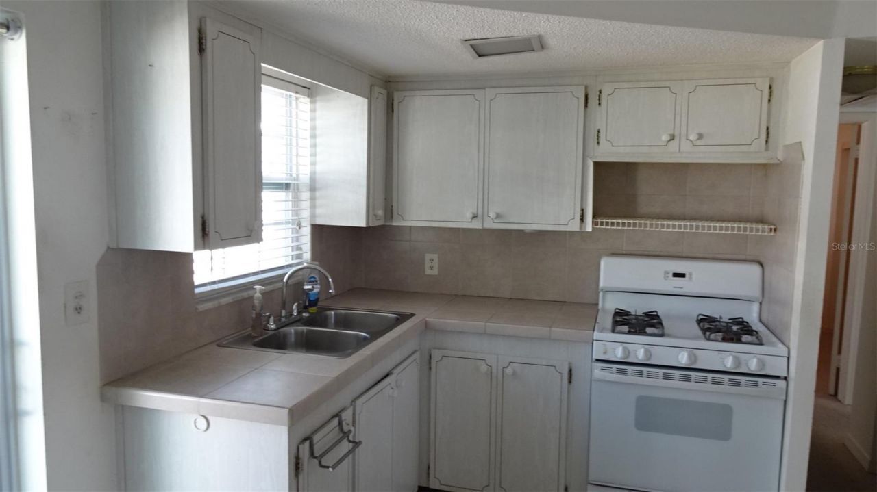 7809 38th Terrace N, Saint Petersburg, FL 33709 Photo