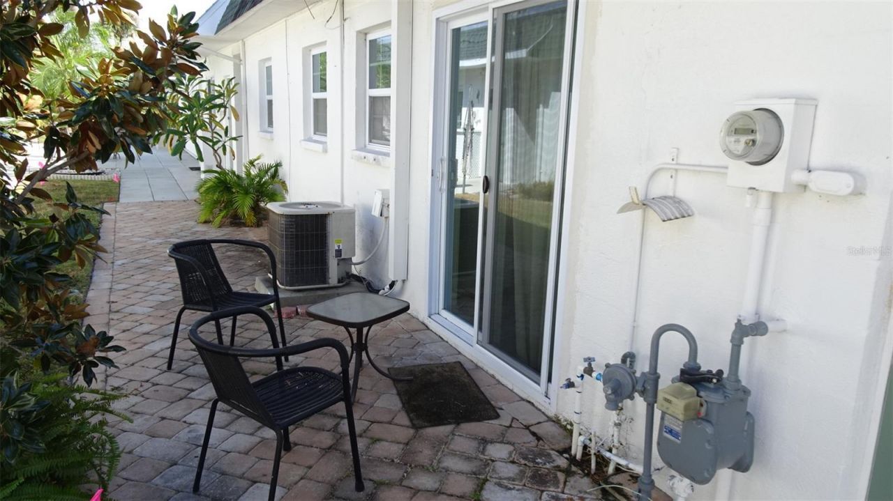 7809 38th Terrace N, Saint Petersburg, FL 33709 Photo