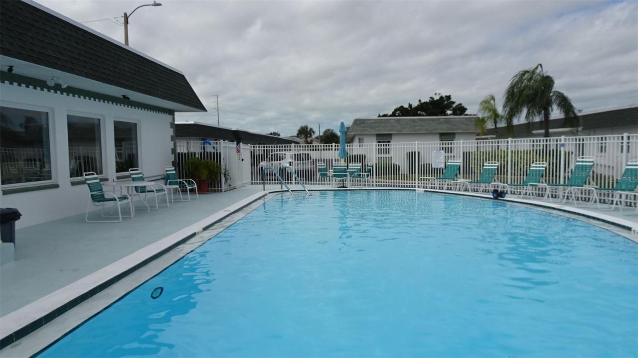 7809 38th Terrace N, Saint Petersburg, FL 33709 Photo