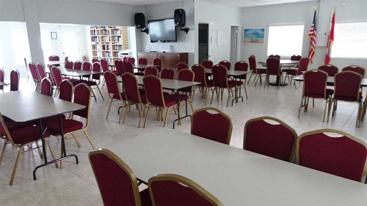 7809 38th Terrace N, Saint Petersburg, FL 33709 Photo