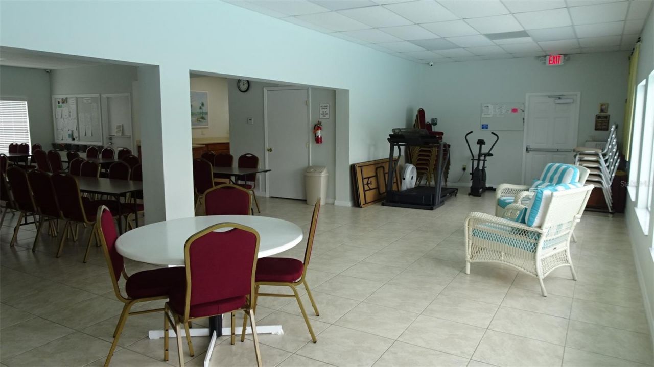 7809 38th Terrace N, Saint Petersburg, FL 33709 Photo