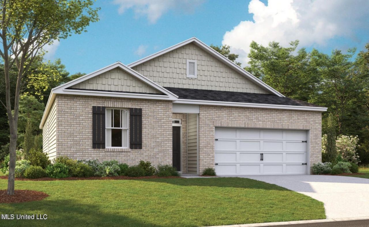 14 S Thorn Tree Street, Byhalia, MS 38611 Main Photo