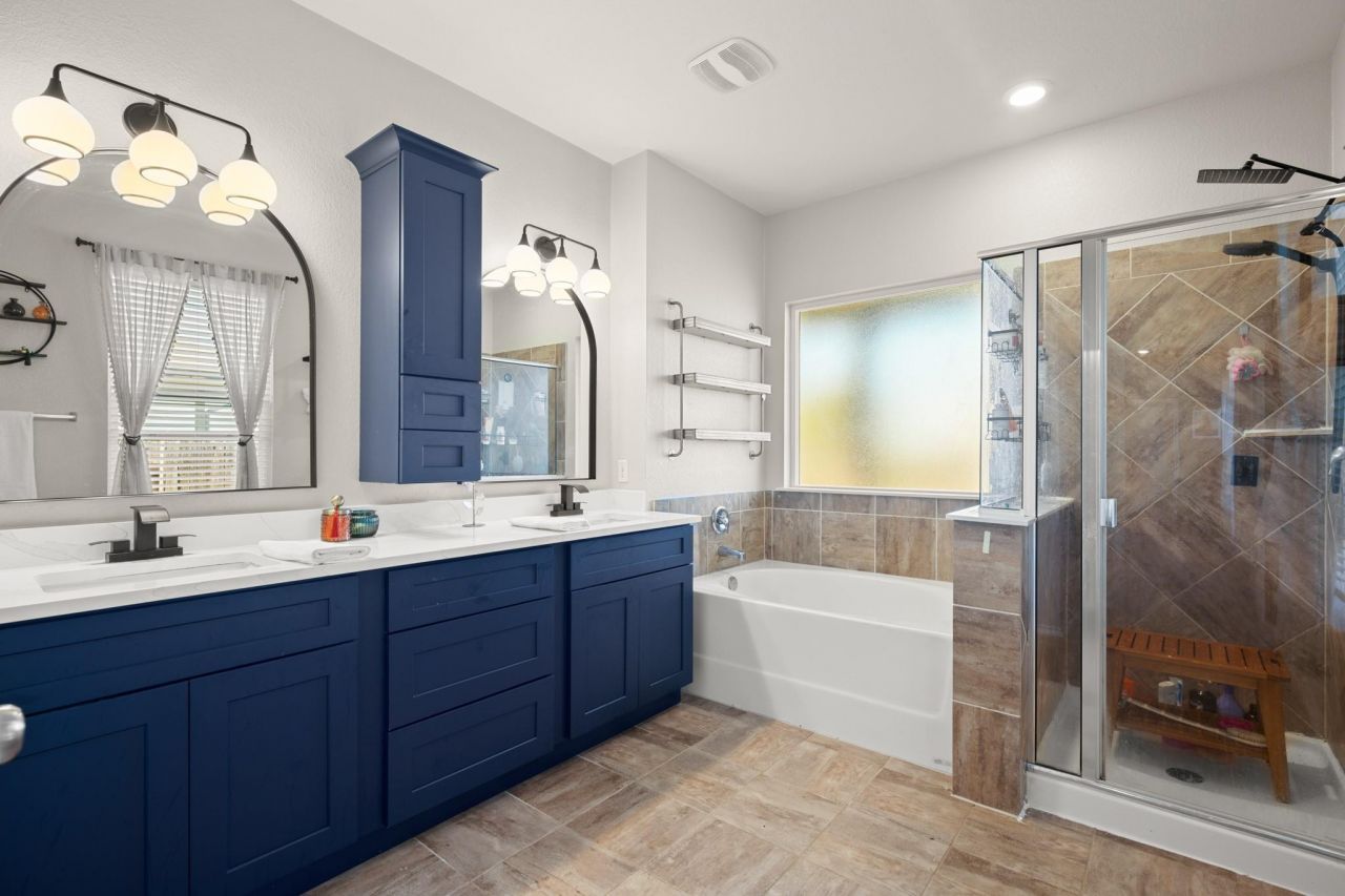 101 Kavanaugh St, Georgetown, TX 78628 Main Photo