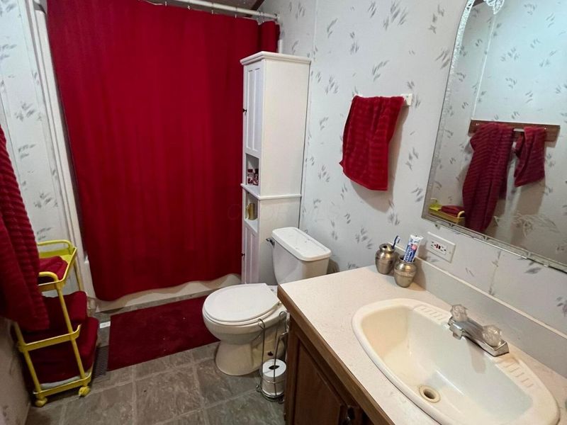 156 Cambridge Court, Reynoldsburg, OH 43068 Photo 10