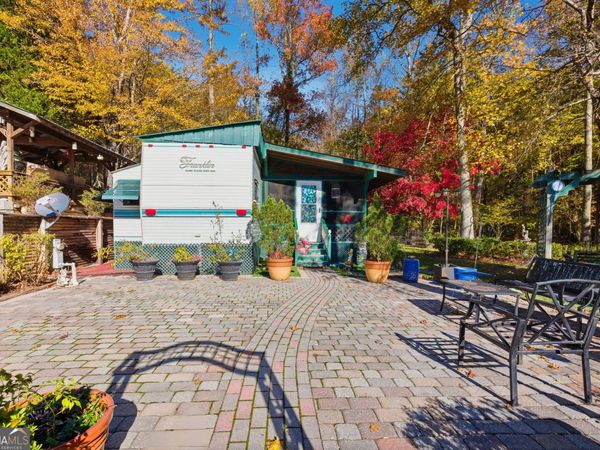 105 Holiday Loop, Cleveland, GA 30528