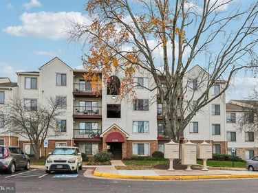 8374 BUTTRESS LANE, Unit 202, MANASSAS, VA 20110