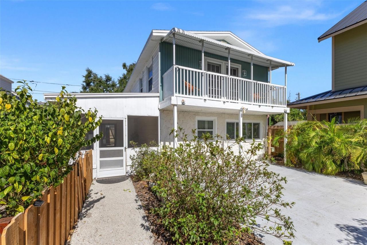 785 23rd Avenue N, Saint Petersburg, FL 33704 Main Photo