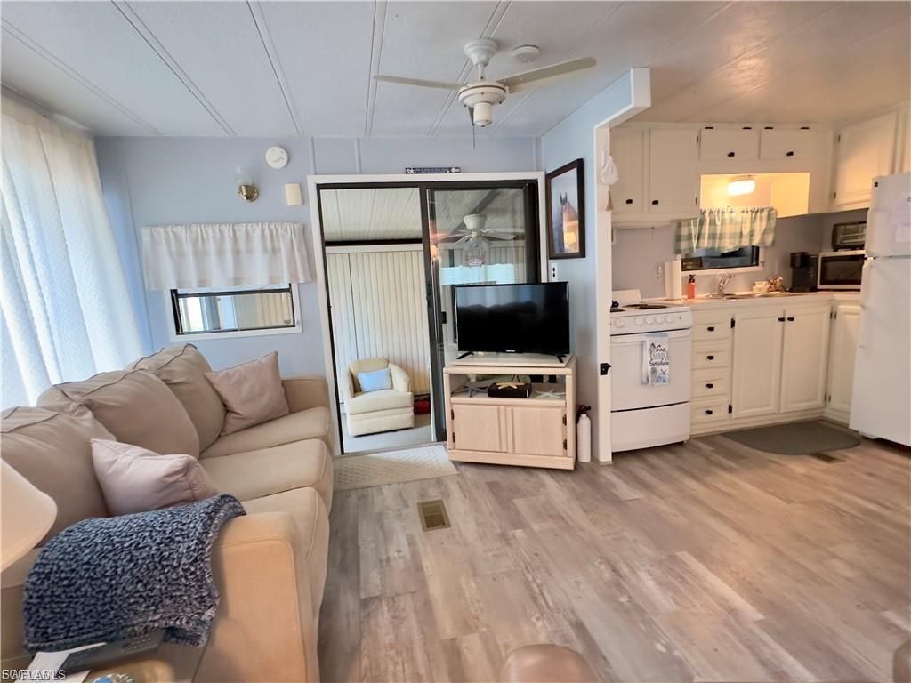 10917 Brown Pelican Cir, Estero, FL 33928 Photo