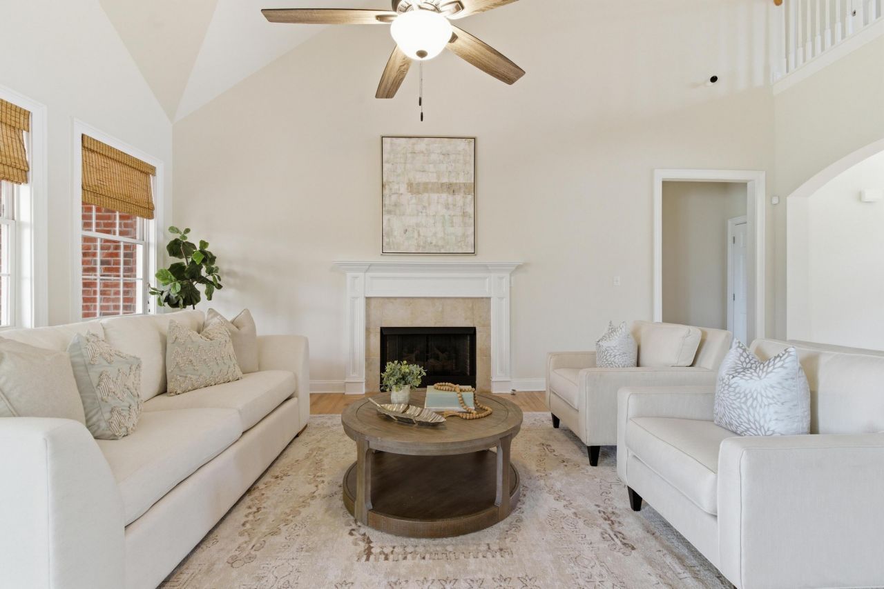 8623 Mcchune Court Photo 10