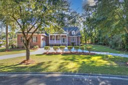 8623 Mcchune Court photo 4