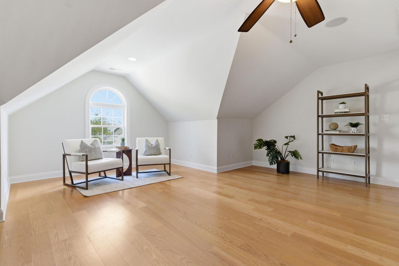 8623 Mcchune Court Photo 32