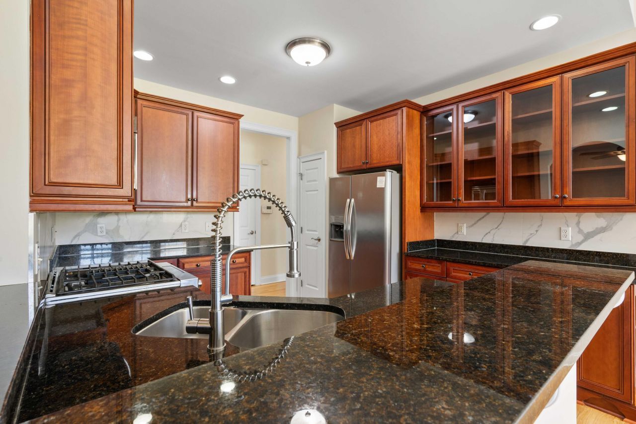 8623 Mcchune Court Photo 32