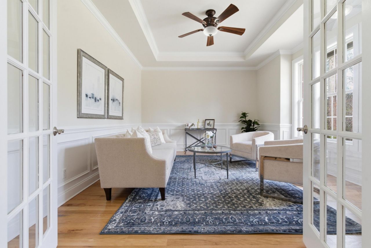 8623 Mcchune Court Photo 4