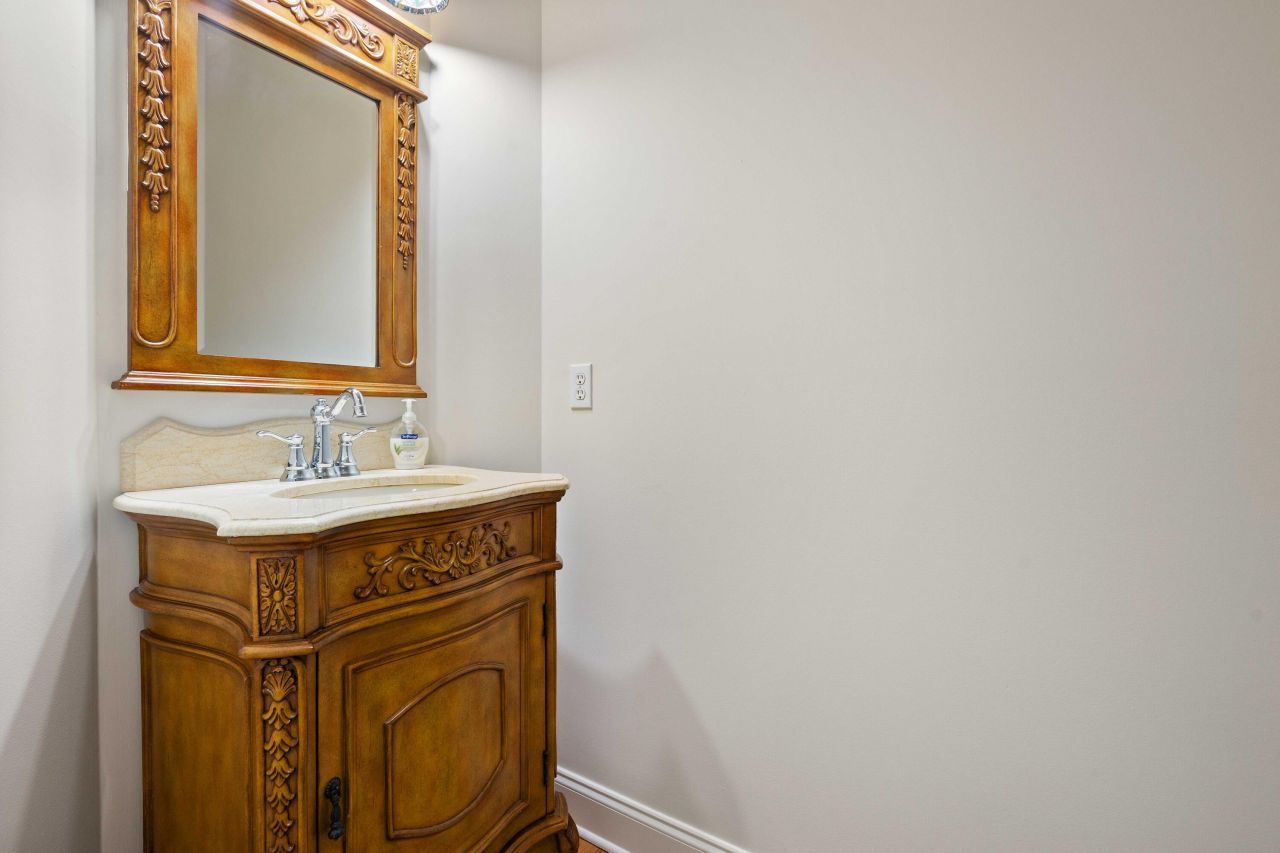 8623 Mcchune Court Photo 45