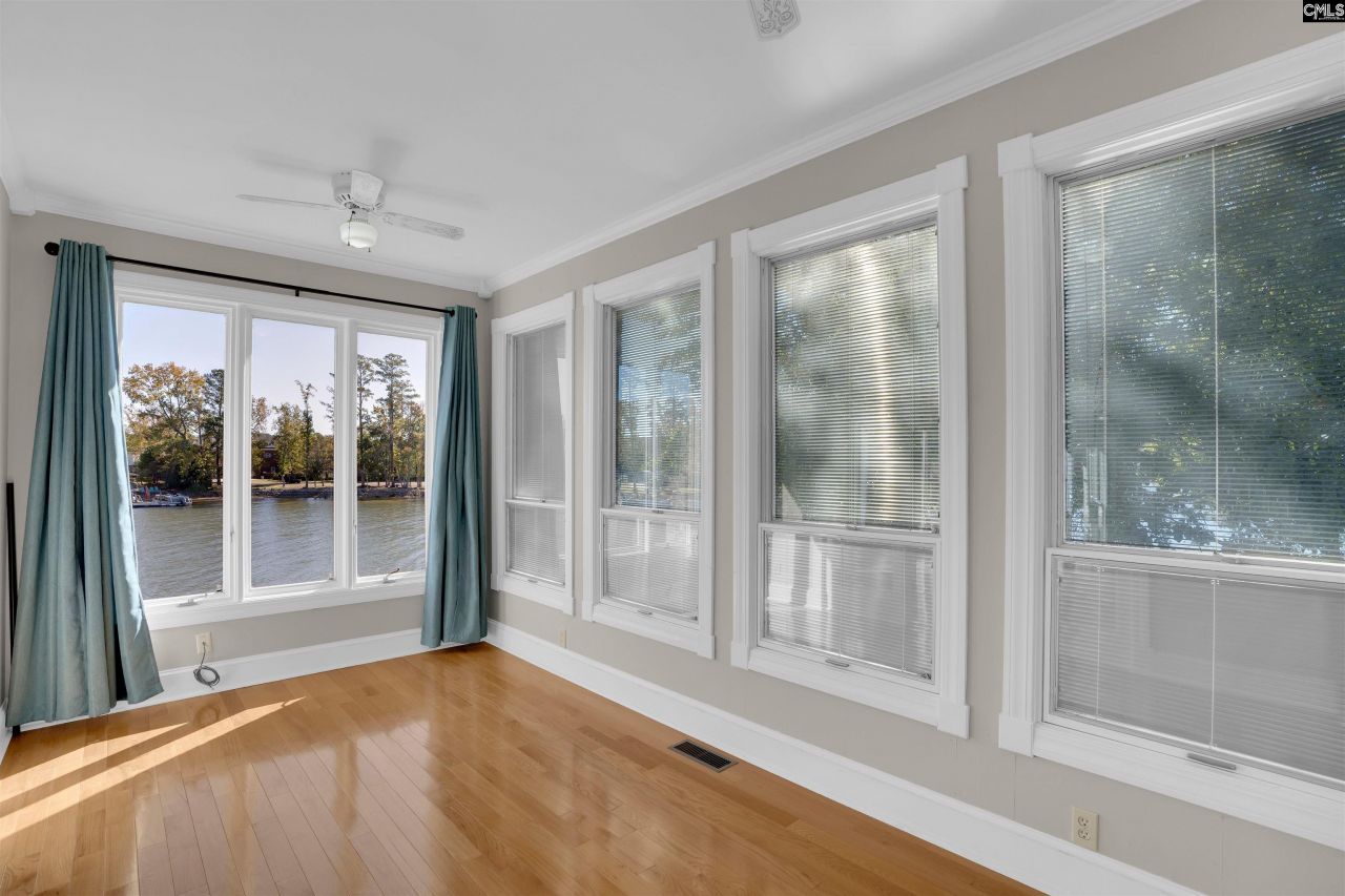 1053 Jones Road Photo 19