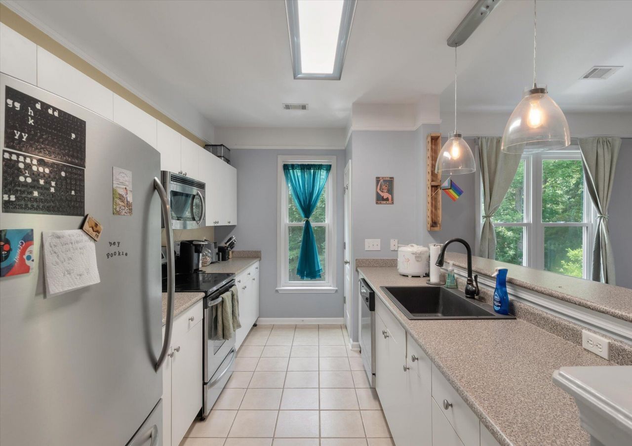 2632 Egret Crest Lane Photo 10