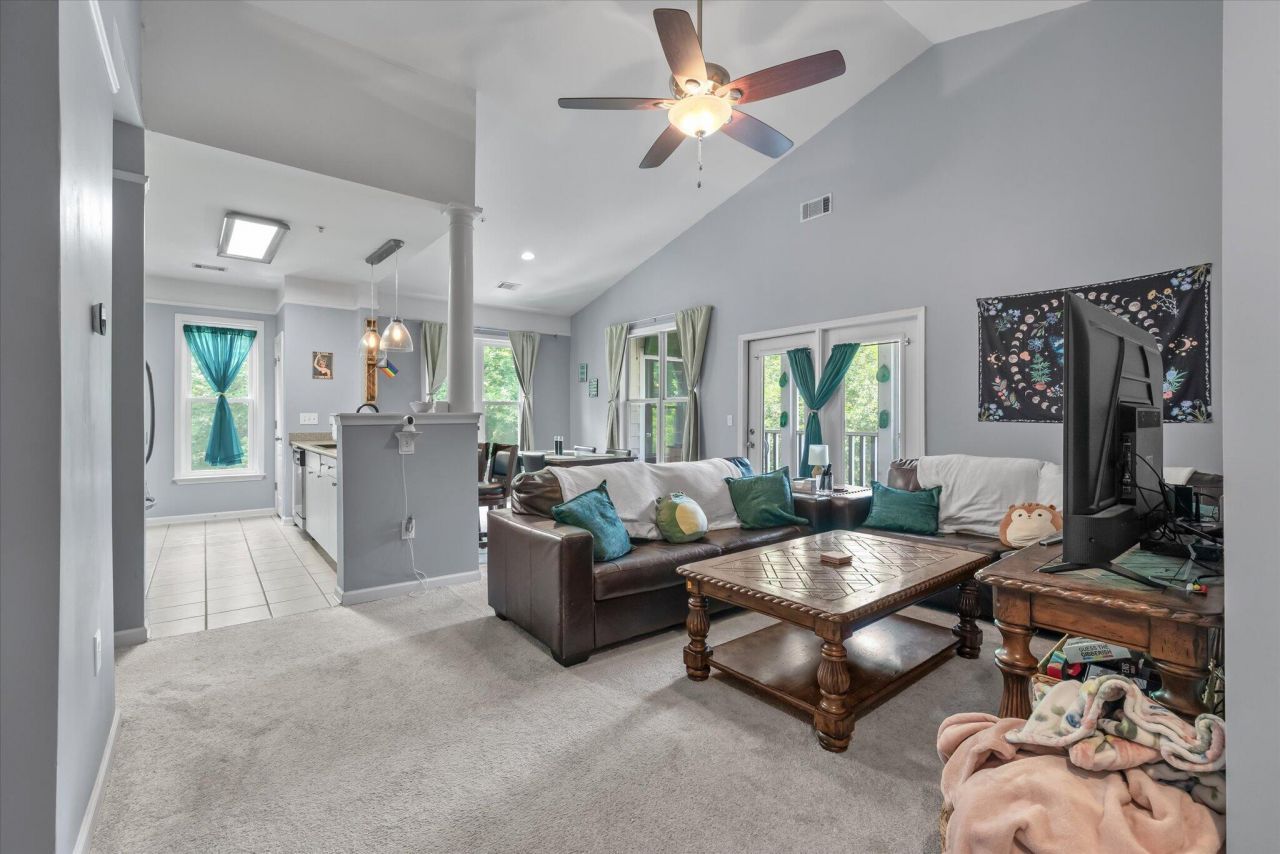 2632 Egret Crest Lane Photo 4