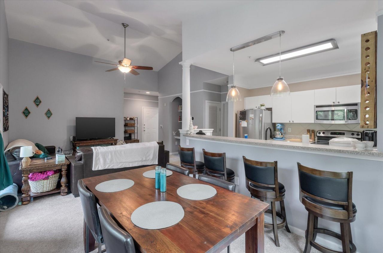 2632 Egret Crest Lane Photo 7