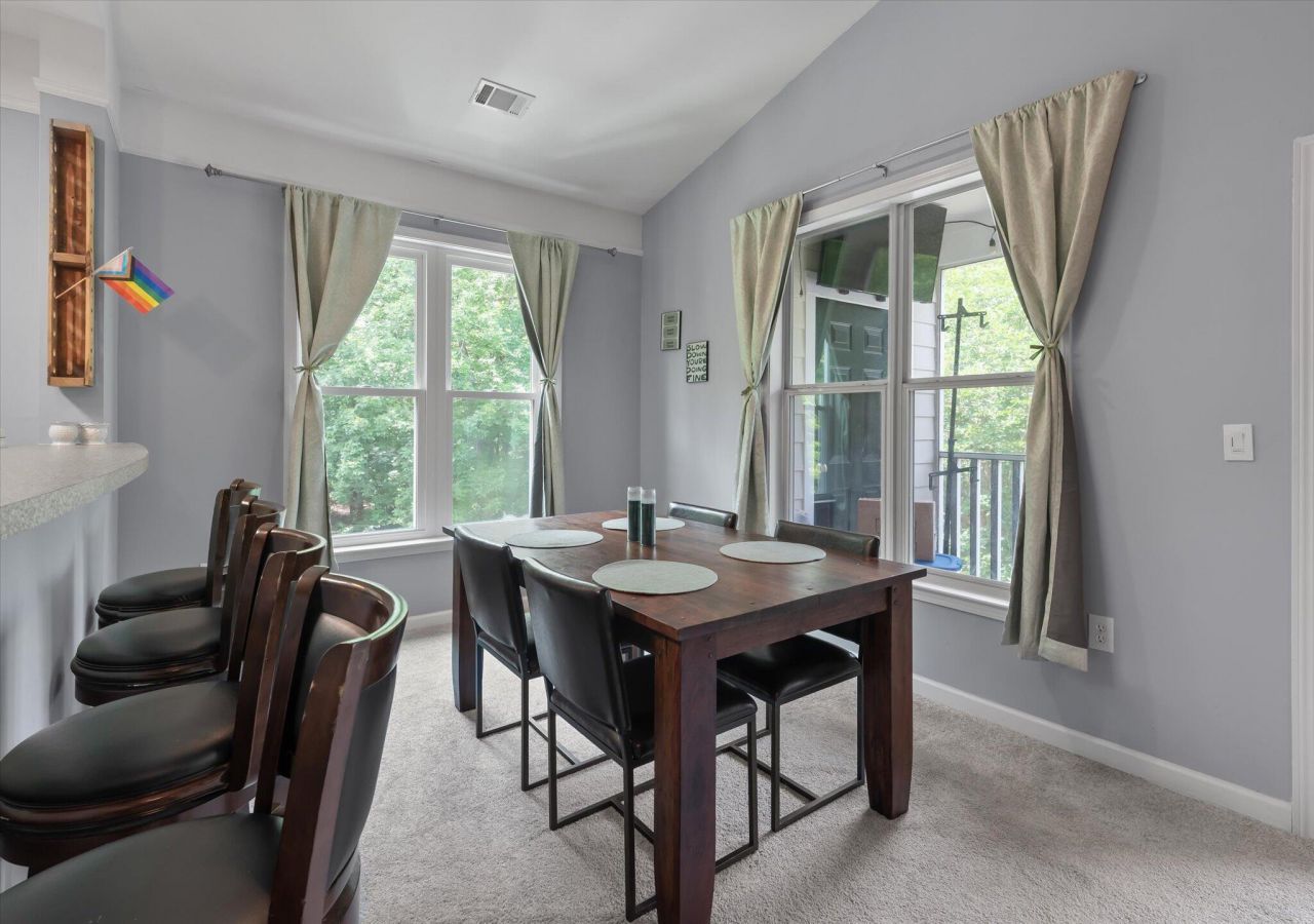 2632 Egret Crest Lane Photo 9