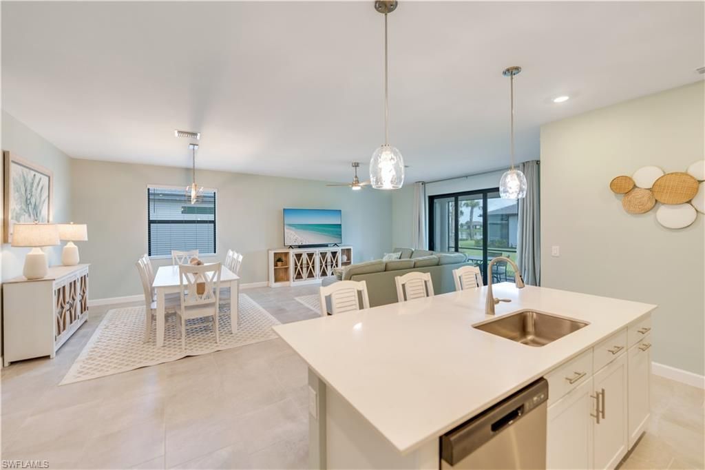 18546 Ives Dr, Estero, FL 33928 Photo