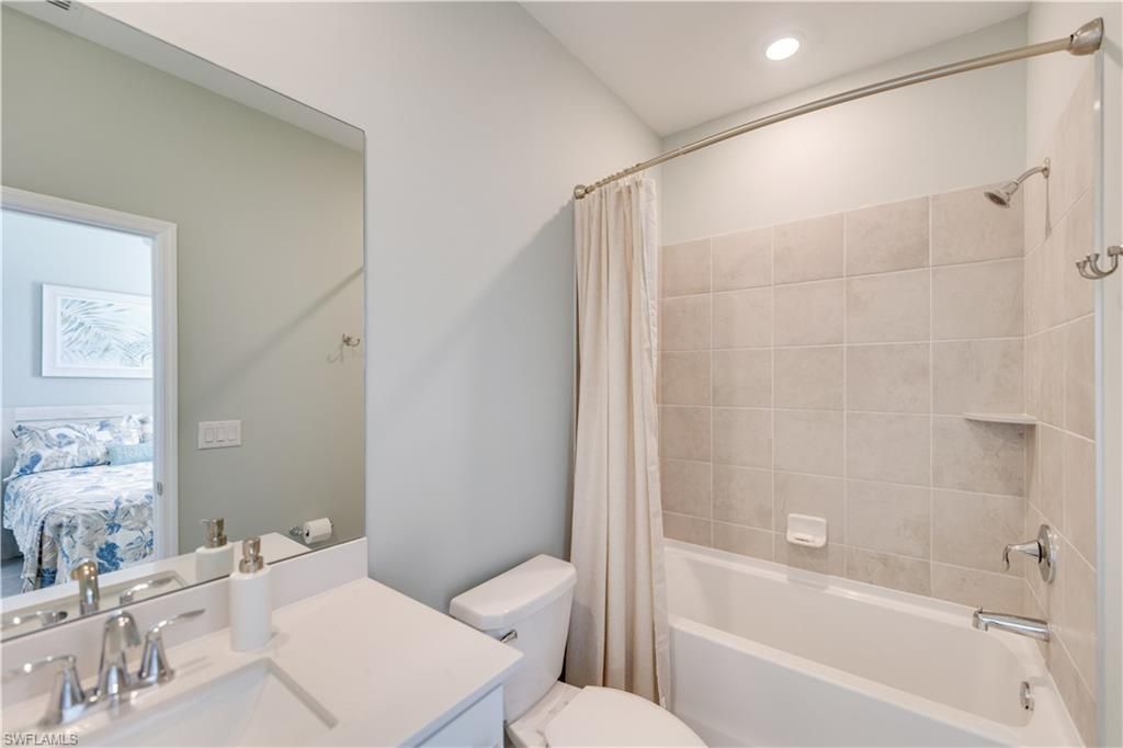 18546 Ives Dr, Estero, FL 33928 Photo