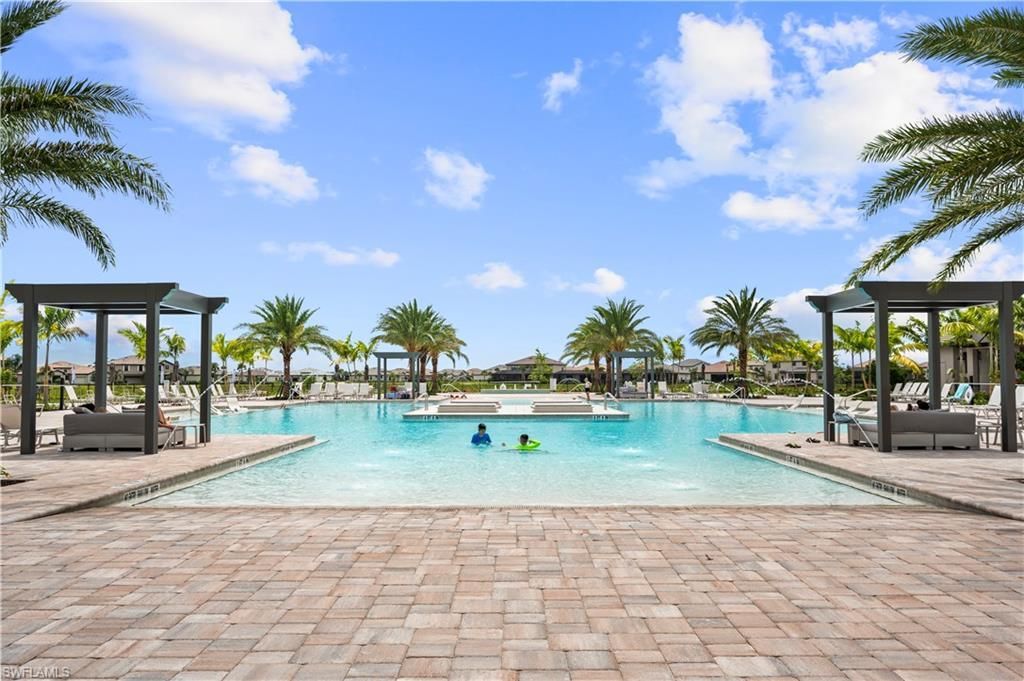 18546 Ives Dr, Estero, FL 33928 Photo
