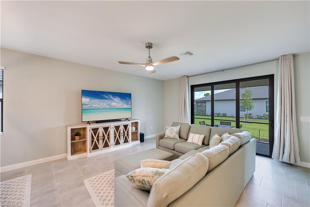 18546 Ives Dr, Estero, FL 33928 Photo