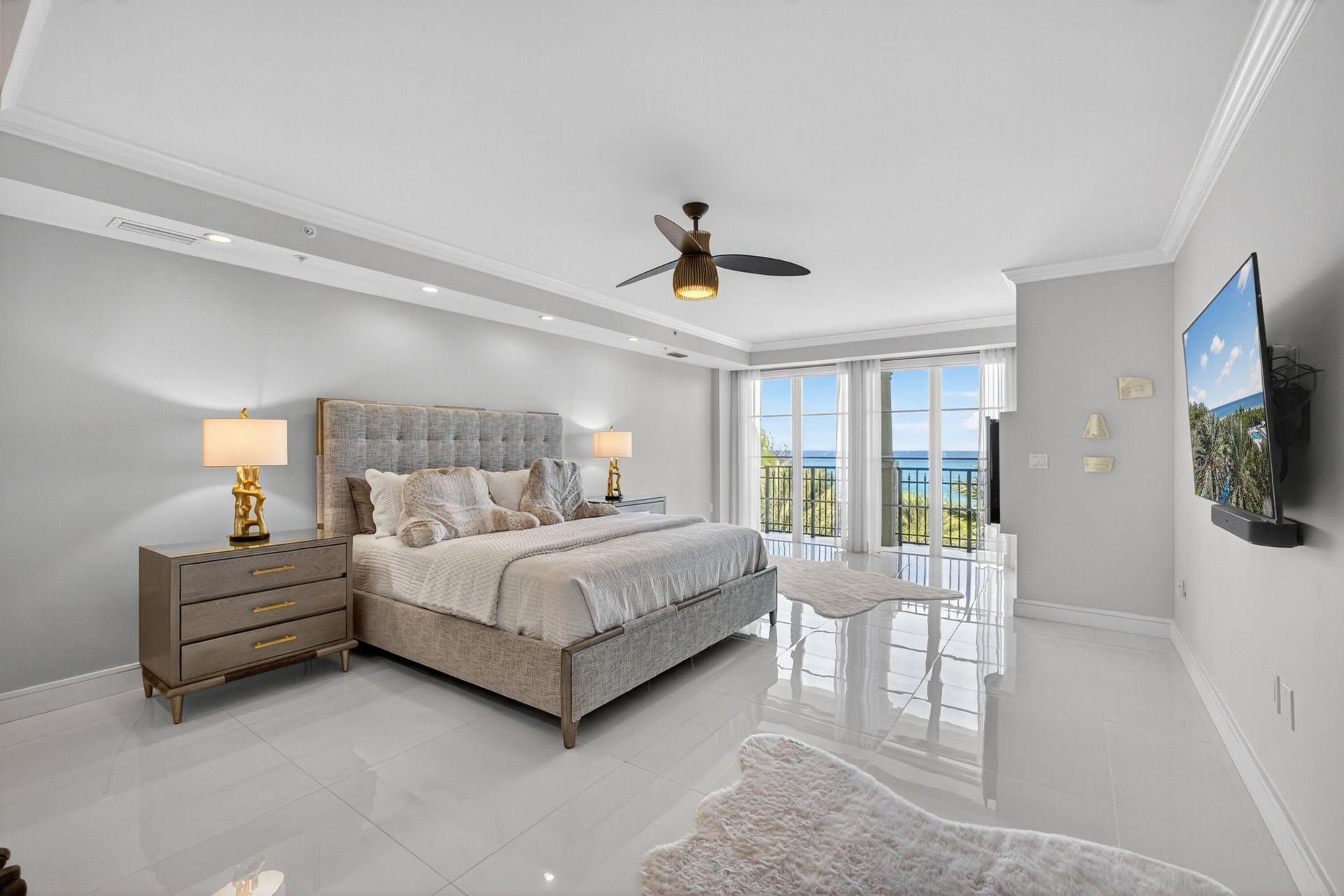 155 Ocean Avenue, Unit 502, Palm Beach Shores, FL 33404 Photo