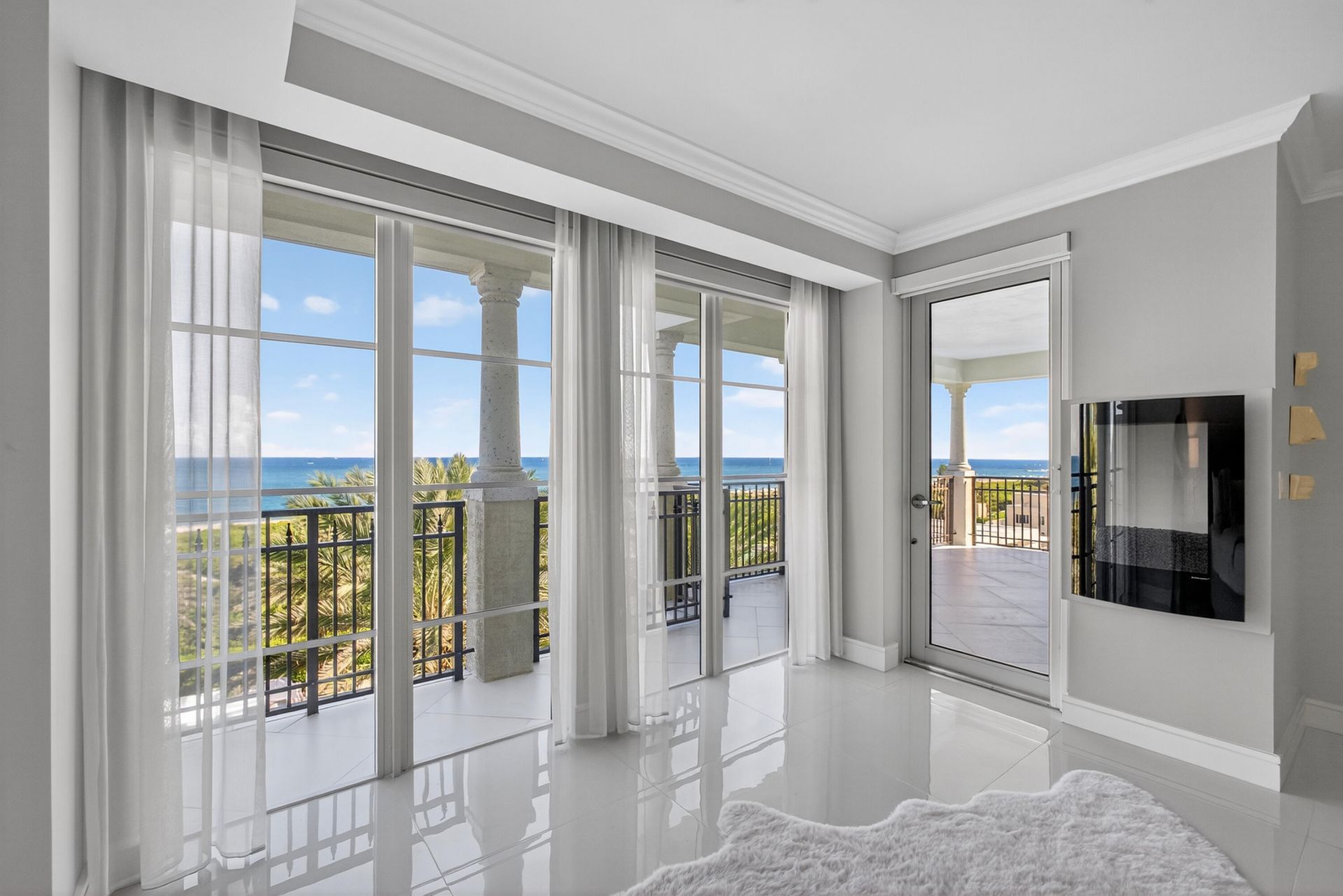 155 Ocean Avenue, Unit 502, Palm Beach Shores, FL 33404 Photo